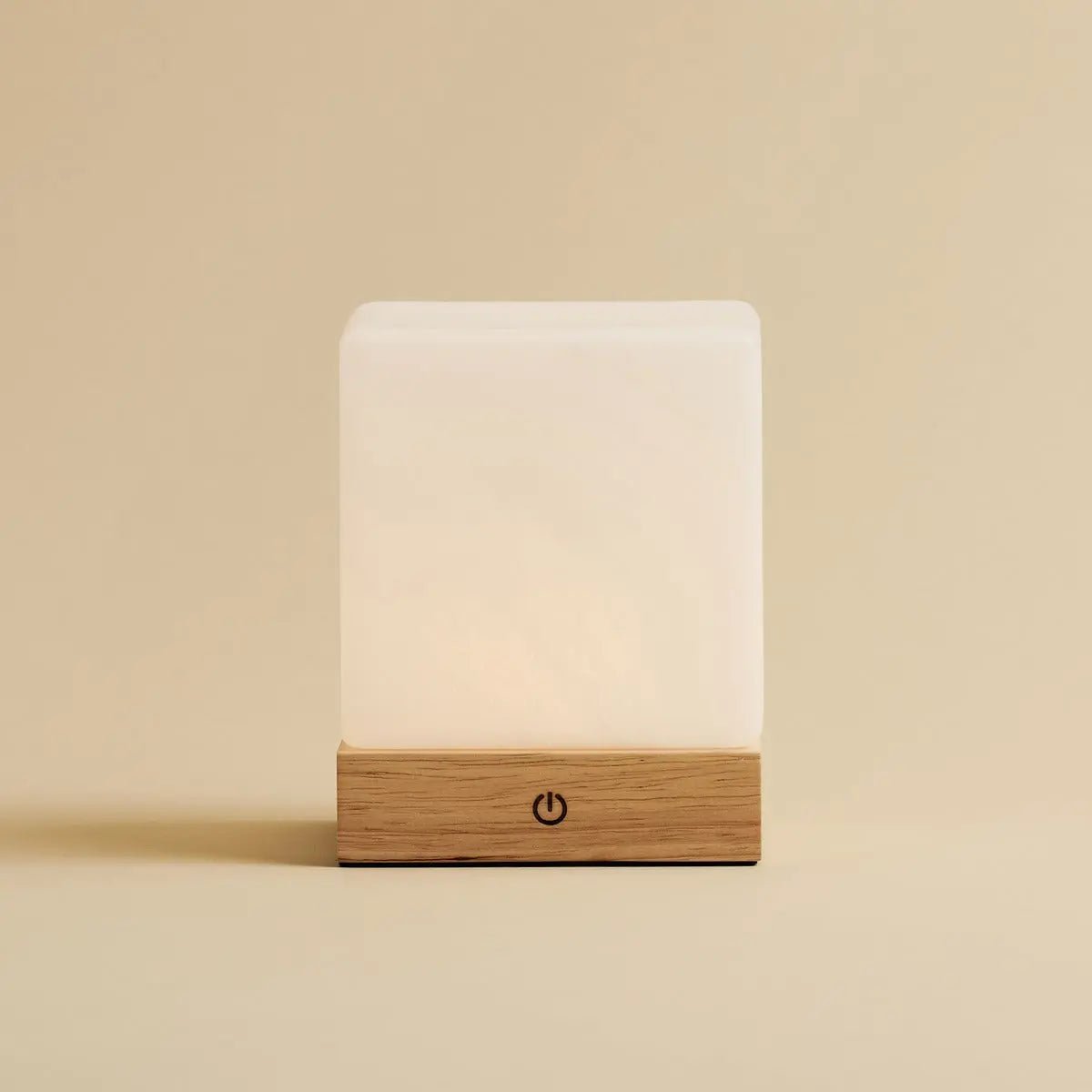 Lampada da tavolo in legno wireless YCE con vetro satinato | Ricaricabile | Dimmerabile | Durata batteria 100 ore | Controllo touch | USB-C