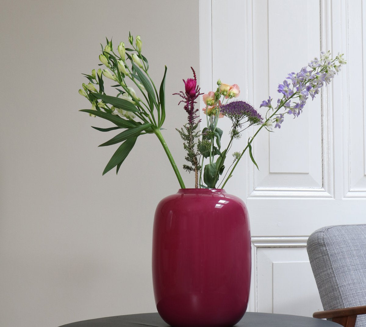 Artic mauve vaas Vase The World – opvallende paarse en rode kleuren, mondgeblazen glas, Ø21-25 cm, unieke bloemenvaas