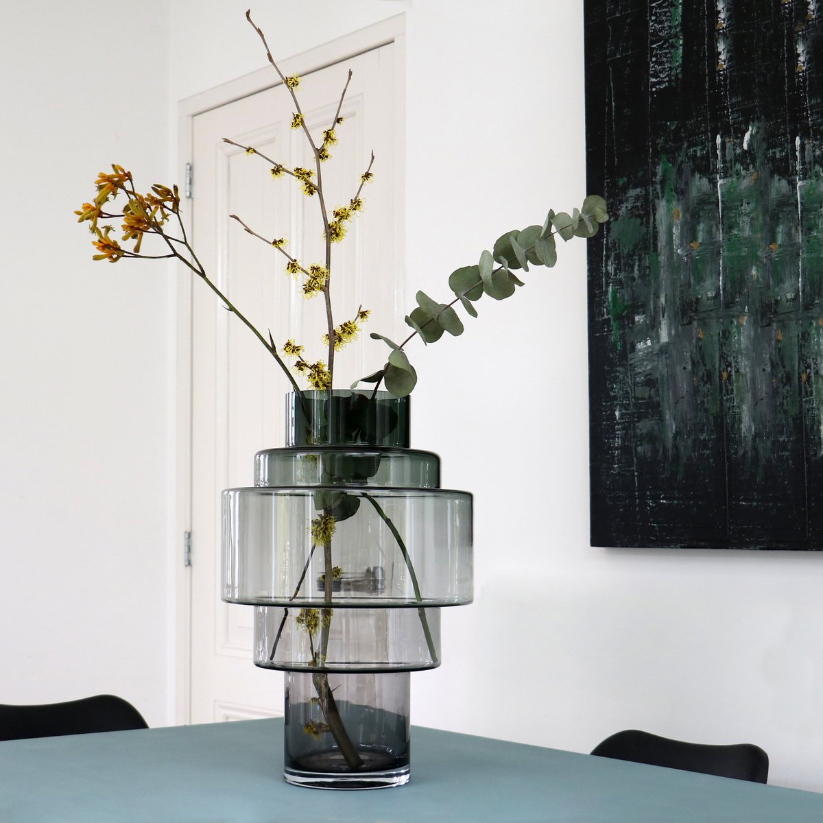 Kasai grey mondgeblazen vaas – extra dik grijs glas Ø23 x H35 cm of Ø33 x H50 cm – stoer en stijlvol voor modern interieur