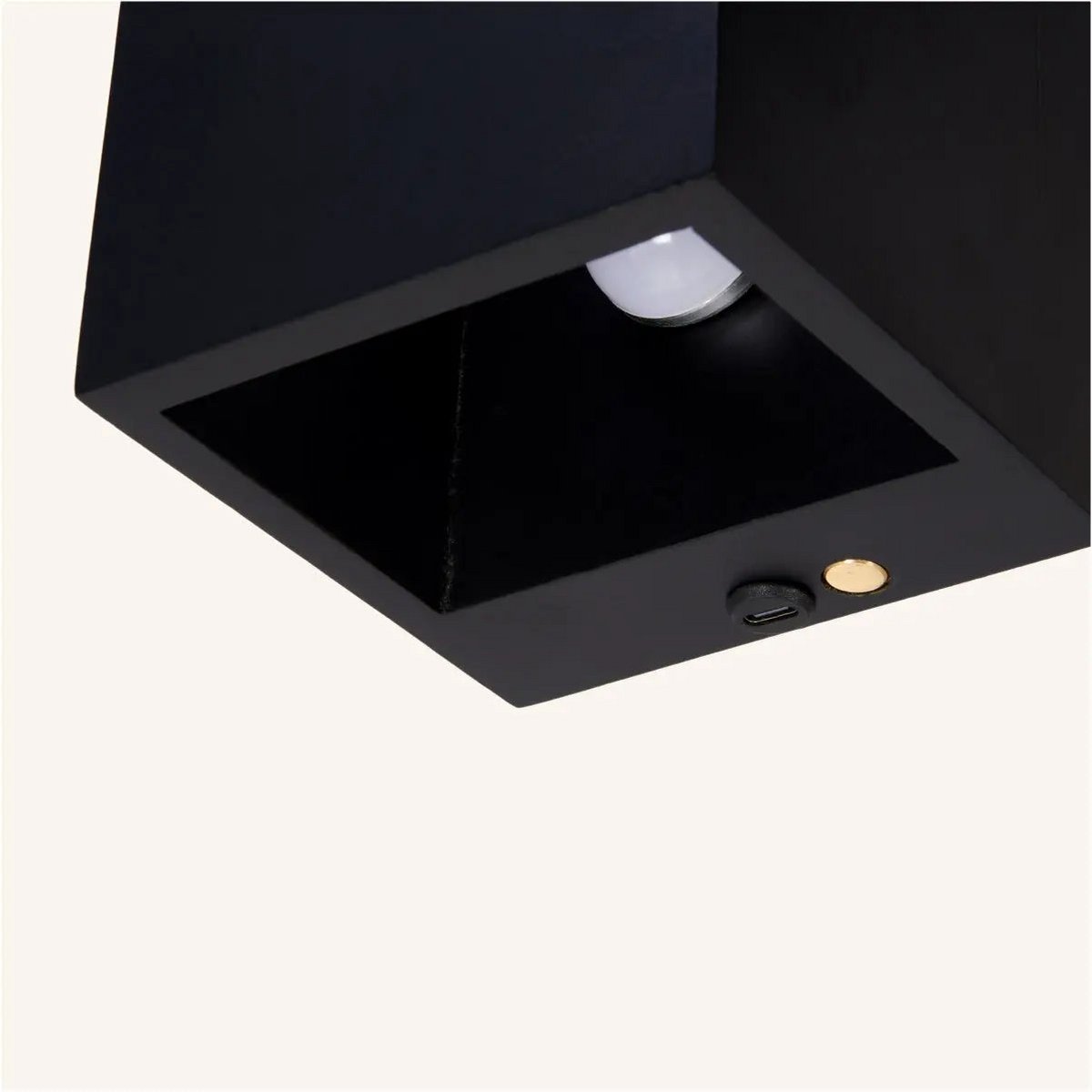 Applique da parete nera opaca ricaricabile e dimmerabile | Illuminazione da parete in legno wireless con controllo touch – Tavellio