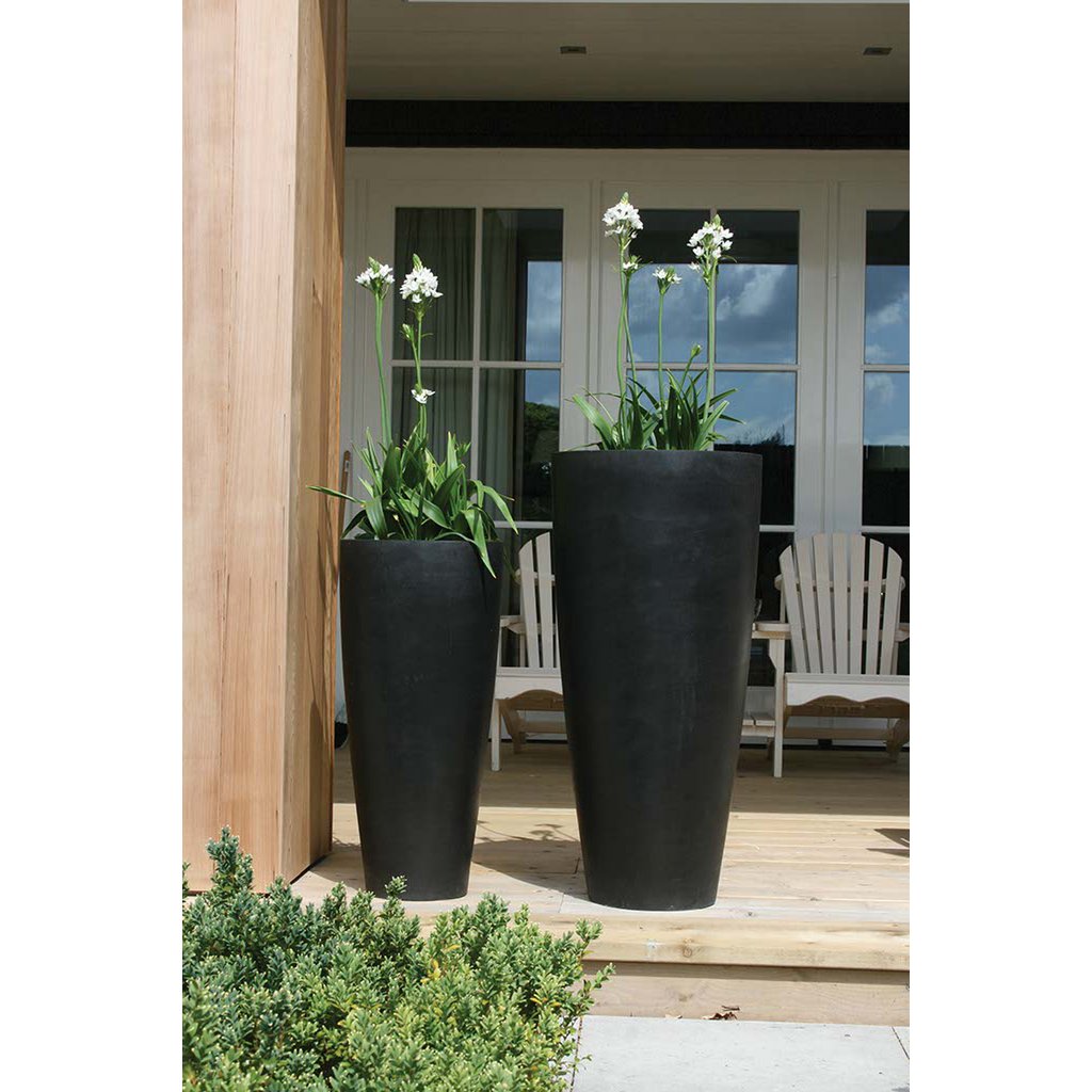 Kentucky black plantenpot Ø36,5/47 x H80/100 cm, vorstbestendig, lichtgewicht en handgemaakt voor binnen en buiten