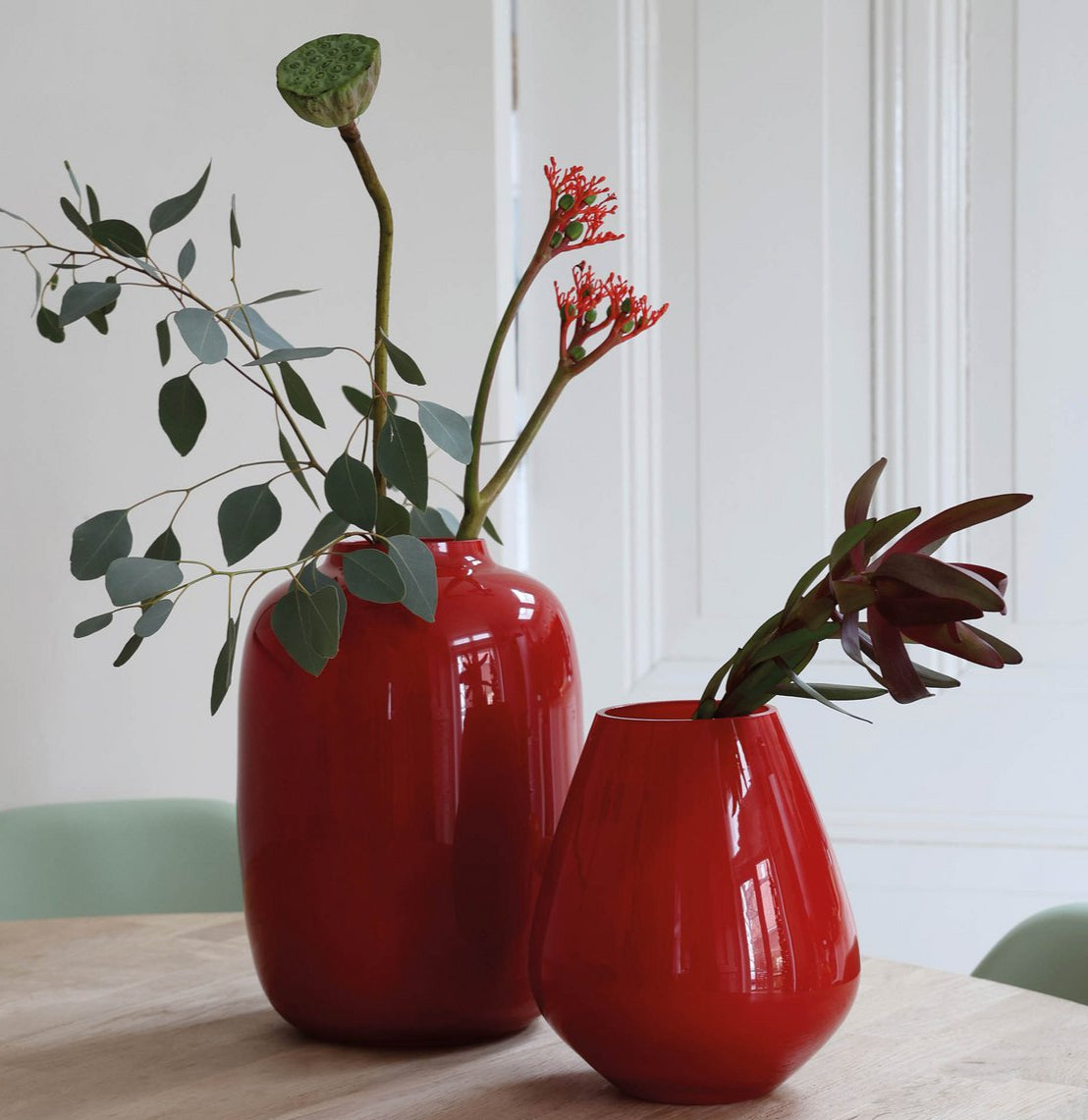 Artic bright red vaas – handgemaakt rood glas – modern design – 21x29 cm – elegante woondecoratie