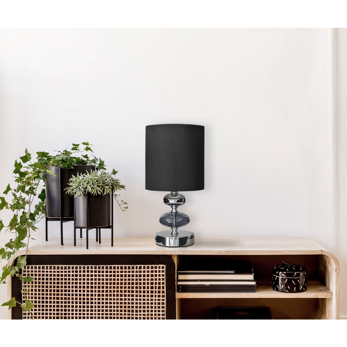 Lampada da tavolo nera Mali – 28,5 cm di altezza – Lampada in tessuto retrò con attacco E14 – Illuminazione d'atmosfera per soggiorno o camera da letto