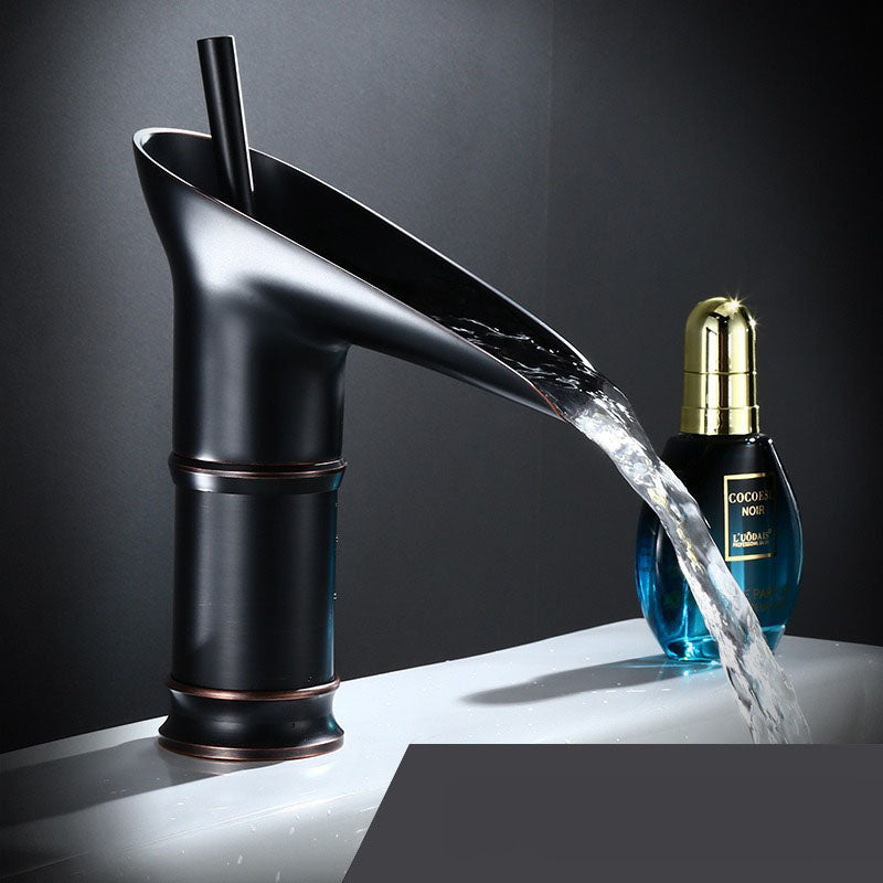 Antieke Messing Wasserfall Badkamerkraan met Enkelhandgreep en Warm/Koud Water