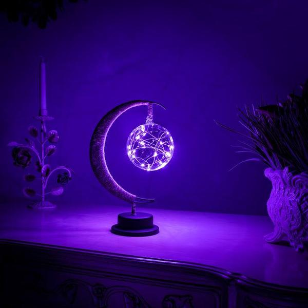 Lampada comodino LED Incantevole con Supporto a Mezza Luna – Lampada Notturna Wireless in Oro, Viola e Blu – 26,5 x 17 x 10 cm