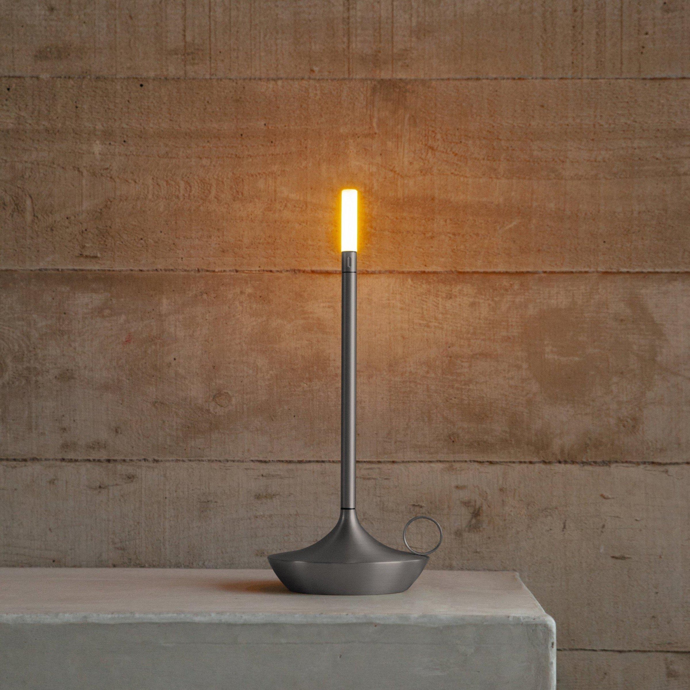 Lanterna Candela Dimmerabile in Alluminio – 23 cm di Altezza, Luce Calda con USB Ricaricabile e 3 Modalità di Dimmerazione
