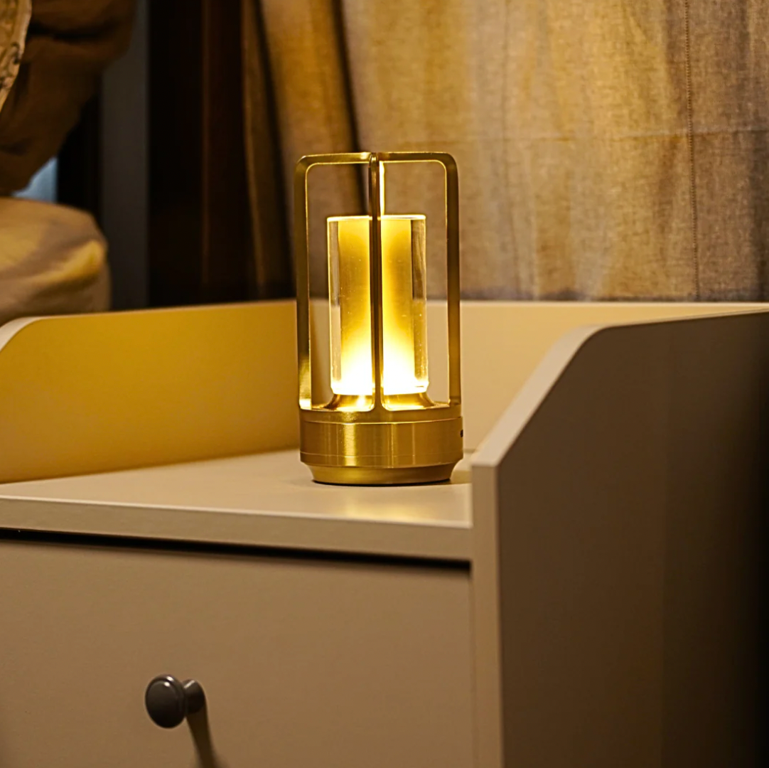 Lampada da tavolo wireless con LED dimmerabile e design impermeabile – lussuosa e portatile