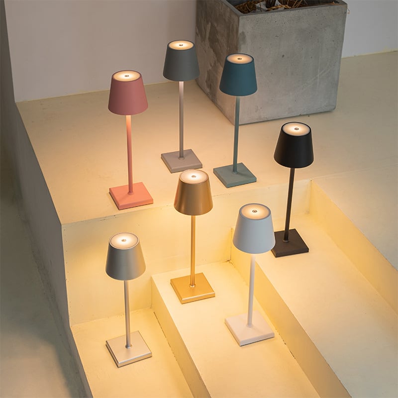 Lampada da tavolo LED portatile con funzione dimmerabile e batteria ricaricabile – ideale per interno ed esterno