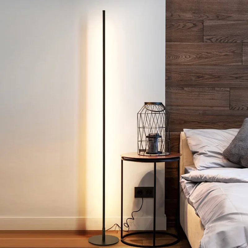 Elegante lampada da terra con illuminazione LED bianco caldo e design minimalista per soggiorno - 140 cm di altezza