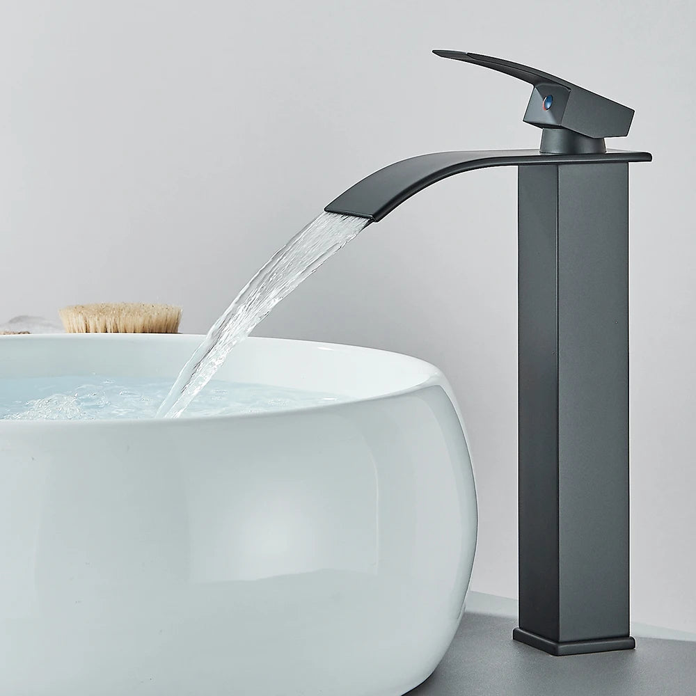 Waterval | Moderne Wastafelkraan