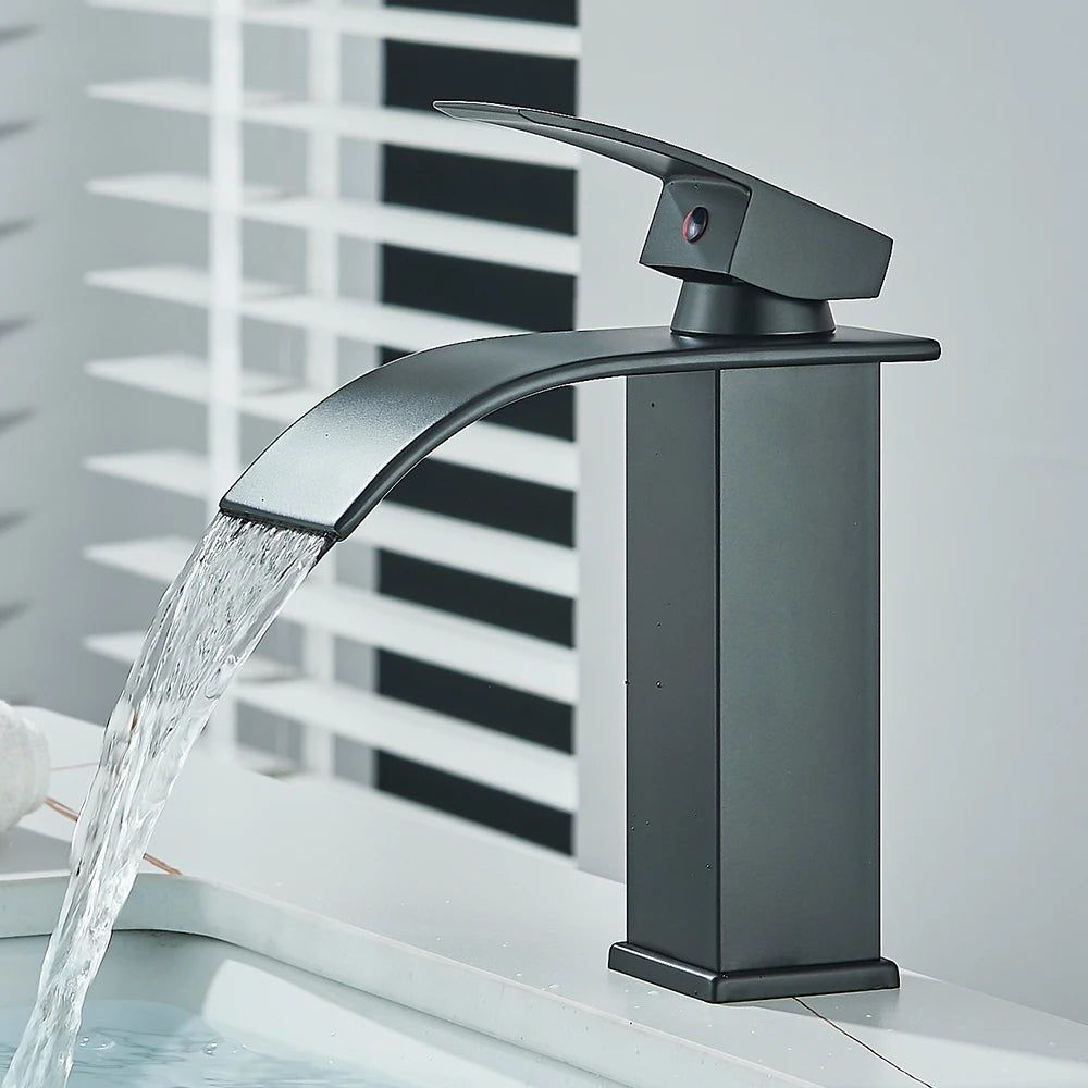 Waterval | Moderne Wastafelkraan