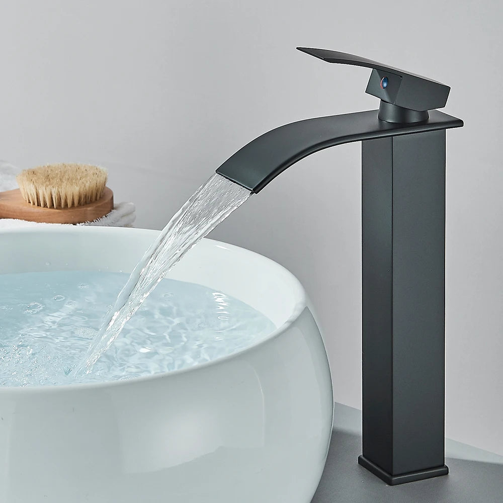 Waterval | Moderne Wastafelkraan