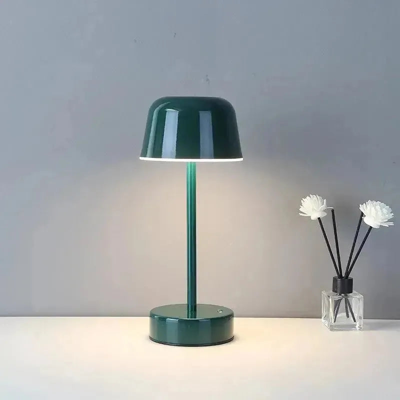 Oplaadbare Scandinavische Tafellamp met Dimbare Verlichting – Elegante Designlamp