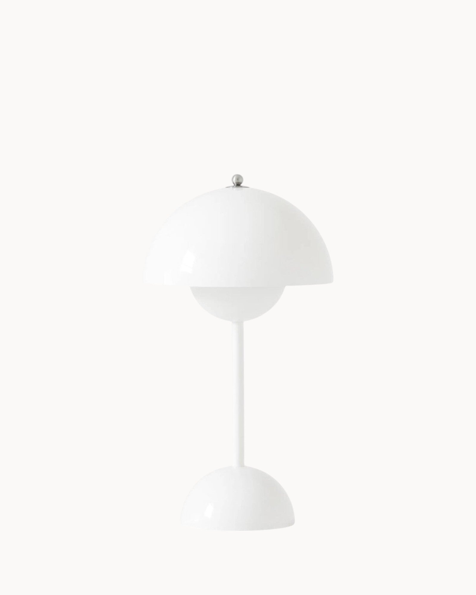 Scandinavische LED-Tafellamp – Dimbaar, Hoogwaardig Metaal, 6-10 W