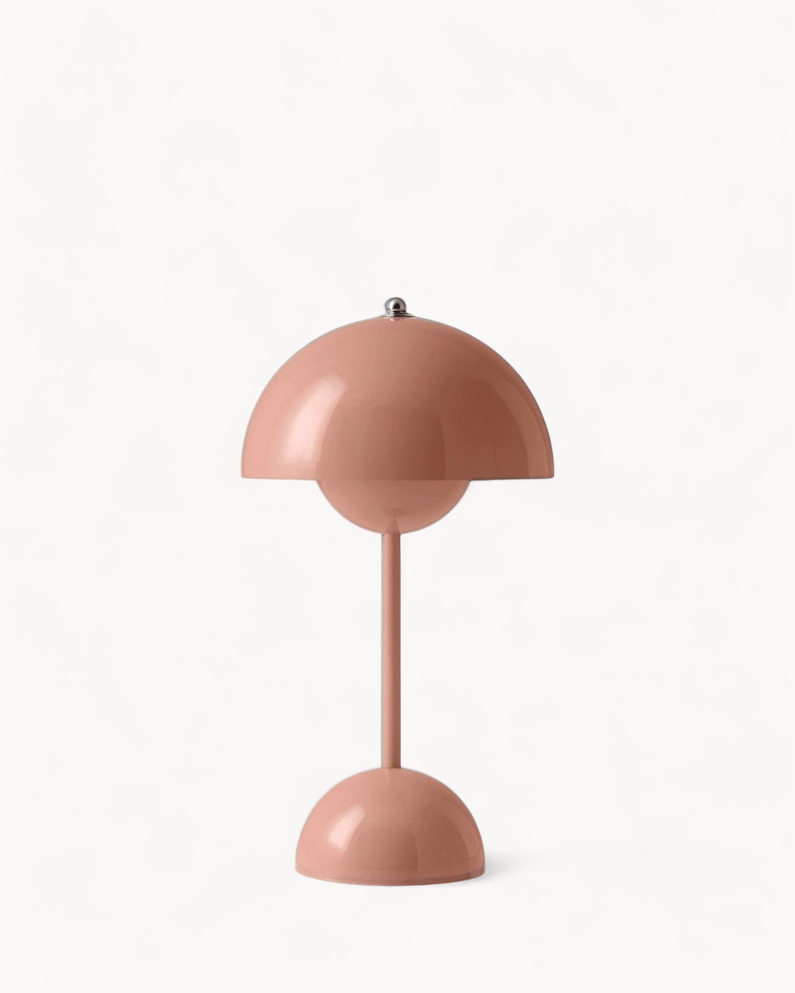 Scandinavische LED-Tafellamp – Dimbaar, Hoogwaardig Metaal, 6-10 W