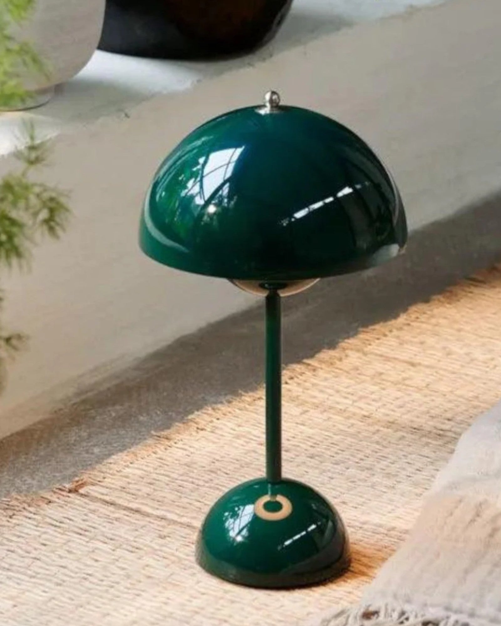 Scandinavische LED-Tafellamp – Dimbaar, Hoogwaardig Metaal, 6-10 W