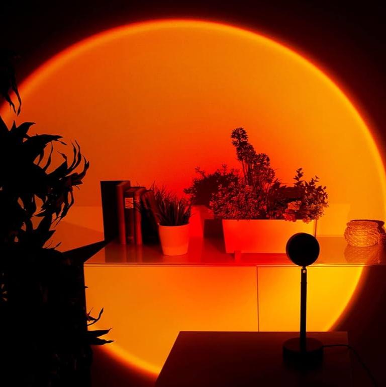 Lampada Tramonto con 13 Modalità di Luce e Testa Girevole a 360° – Illuminazione LED a Risparmio Energetico