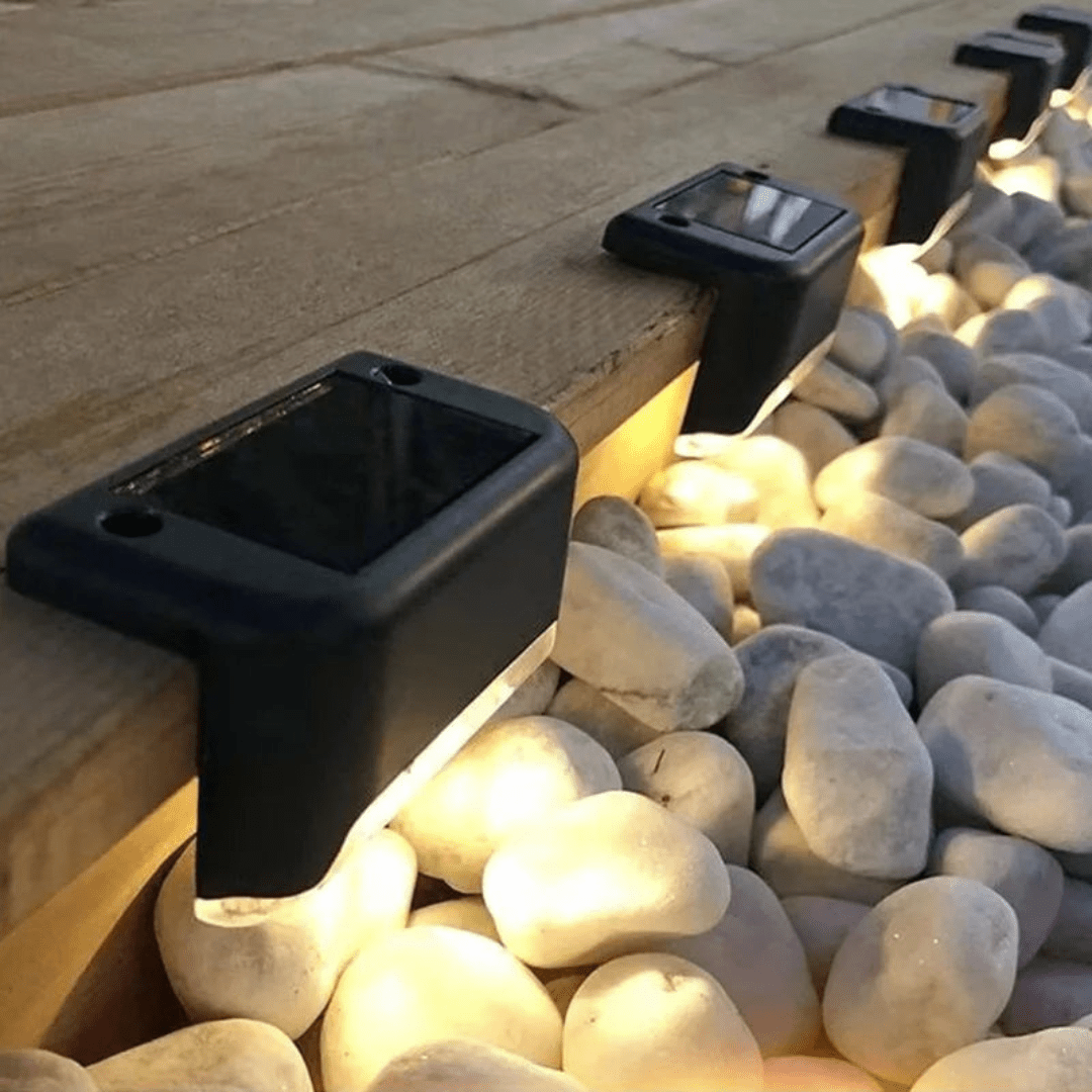 Lampade solari autoadesive per illuminazione da giardino – Resistente alle intemperie e a basso consumo energetico
