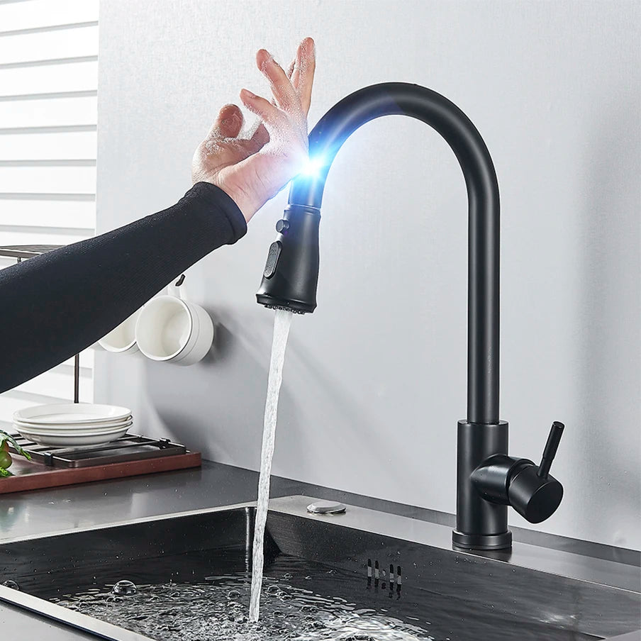 Rubinetto da cucina nero con sensore e maniglia singola – design moderno con doccetta estraibile