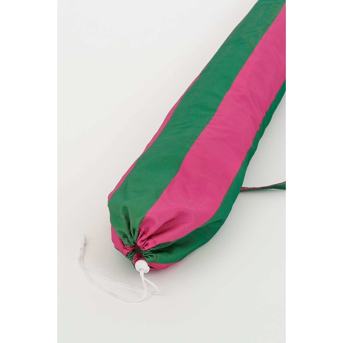 Osborn Parasol - H238 x Ø220 cm - Groen