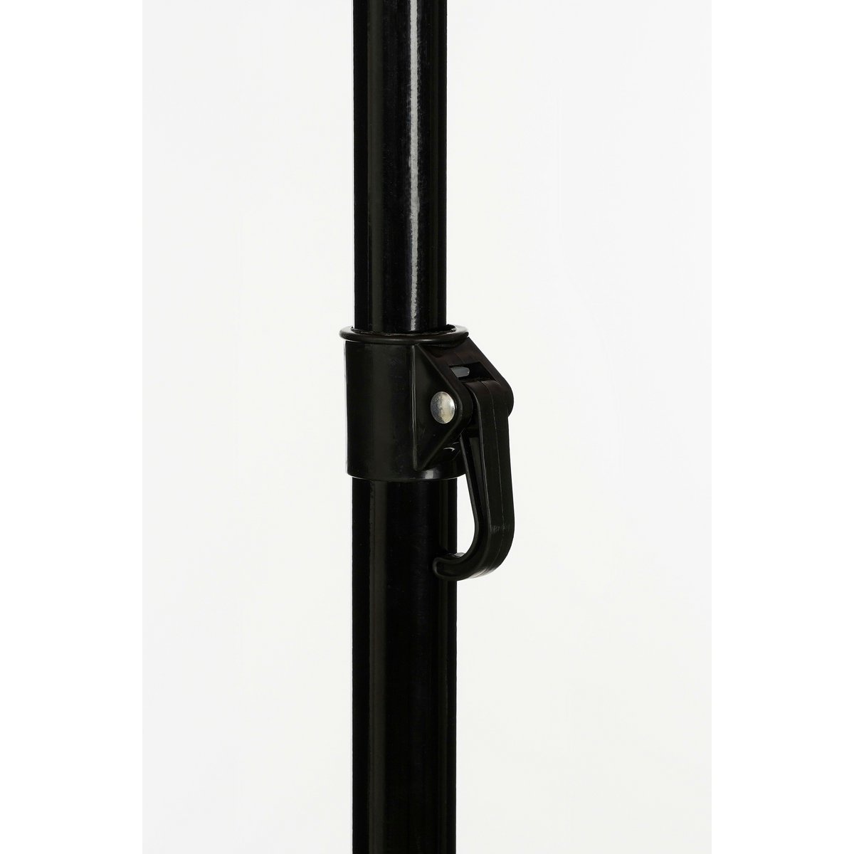 Osborn Parasol - H238 x Ø220 cm - Groen